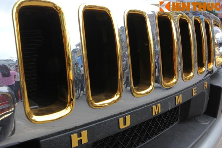 Xe sang Rolls-Royce va Hummer tien ty &quot;dat vang&quot; tai Ha Noi-Hinh-8